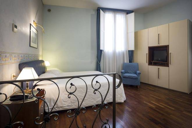 Nuovo Hotel Del Porto, Bologna