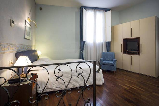 Nuovo Hotel Del Porto, Bologna