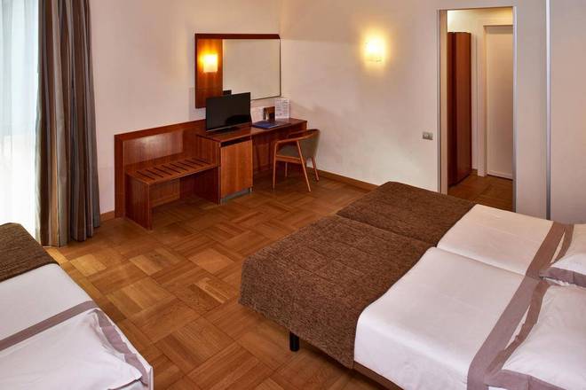 Hotel Como, Como