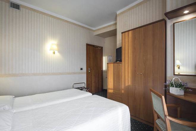 Nuovo Hotel Del Porto, Bologna