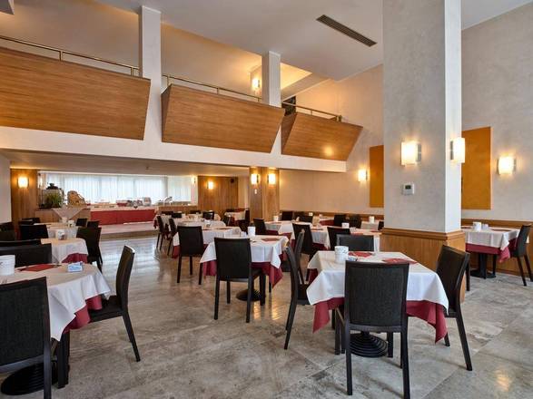 Hotel Como, Como