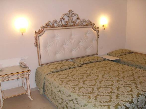 Residenza Due Torri, Bologna