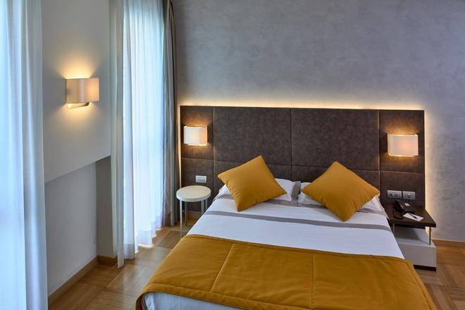 Hotel Como, Como