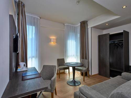 Hotel Como, Como