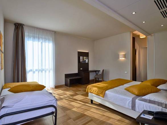 Hotel Como, Como