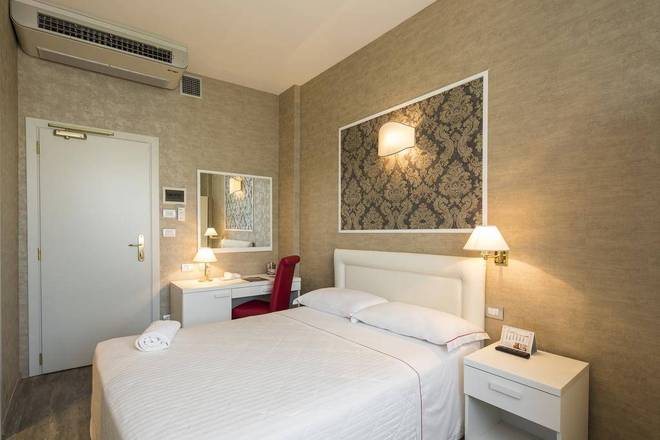 Nuovo Hotel Del Porto, Bologna